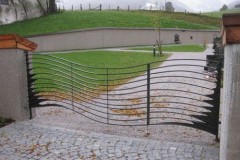 Friedhof, 2009, geschmiedetes Tor, Leogang, A