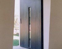 Tor-1999-Innenraumgestaltung-Aufbahrungskapelle-Voellan-I-